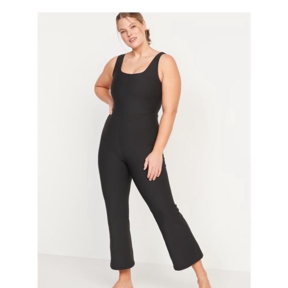 NWT OLD NAVY Powersoft Black Flare Sleeveless Jumpsuit Romper Women’s XS